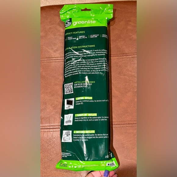 NEW WITH TAGS - Greenlite - Tier 1 Advanced Power Strip - Picture 2 of 2
